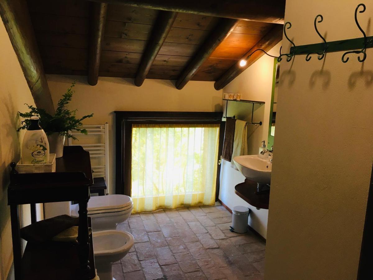 B&B Ai Tre Confini Monzambano Esterno foto