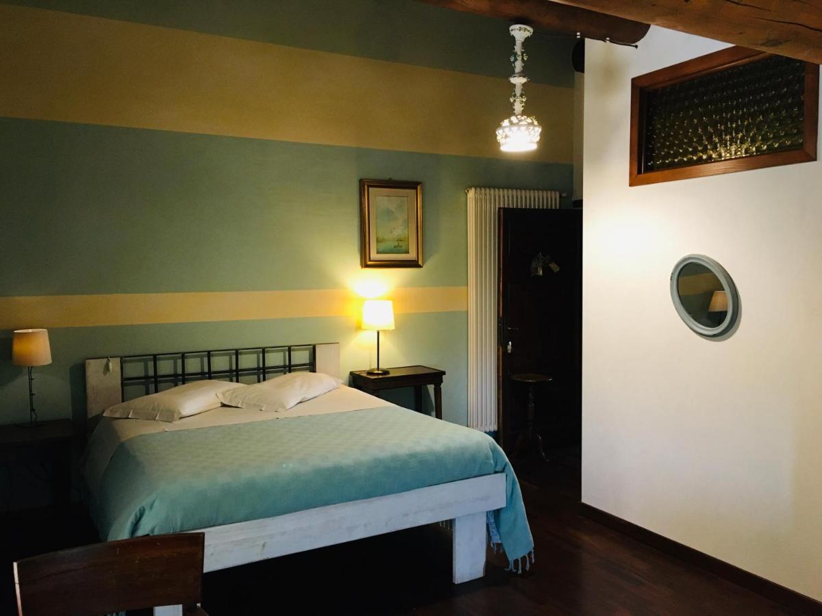 B&B Ai Tre Confini Monzambano Esterno foto