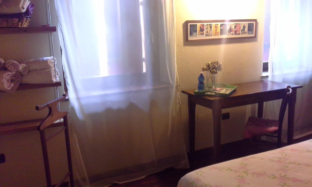 B&B Ai Tre Confini Monzambano Esterno foto