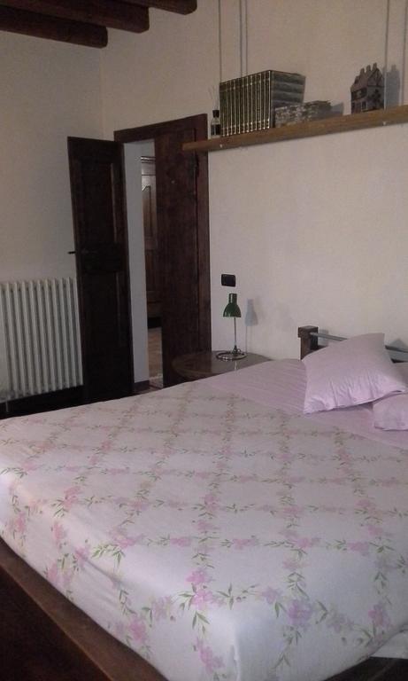 B&B Ai Tre Confini Monzambano Esterno foto