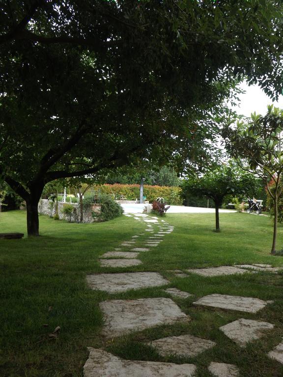 B&B Ai Tre Confini Monzambano Esterno foto