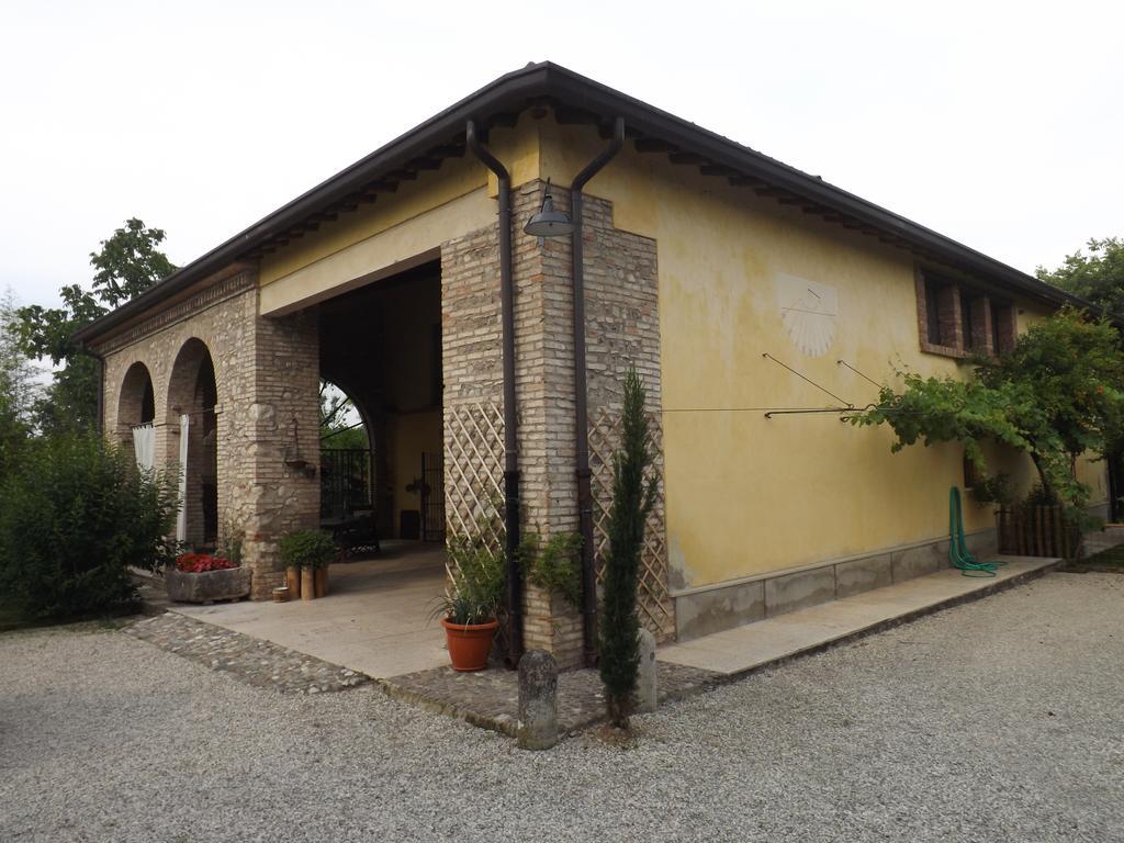 B&B Ai Tre Confini Monzambano Esterno foto
