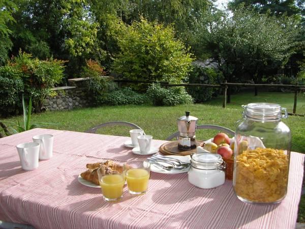 B&B Ai Tre Confini Monzambano Esterno foto